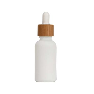 Garrafa vazia de vidro do conta-gotas com a garrafa de óleo essencial de madeira de bambu da parte superior 30ml