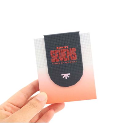 Caixa de papel pré-rolo magnética resistente a crianças com compartimento de fósforo para cones pré-rollados Cor e tamanho personalizáveis